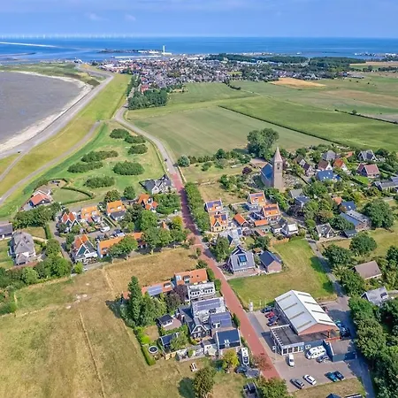 Holiday home Terschelling Den Oever